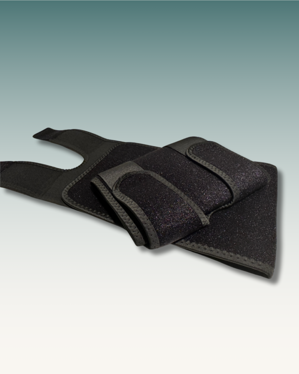 Single straps ideal for thighs.